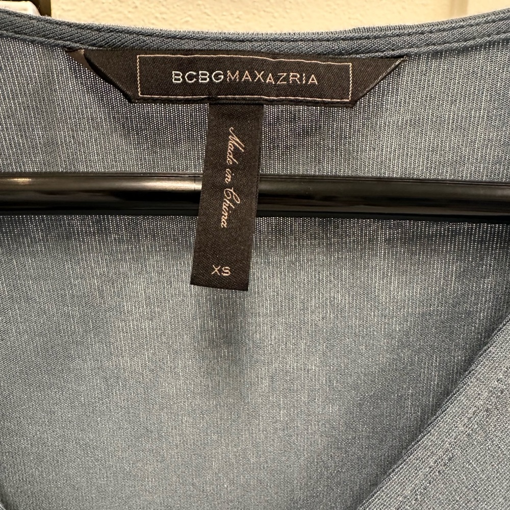 Bcbg top - Picture 2 of 2